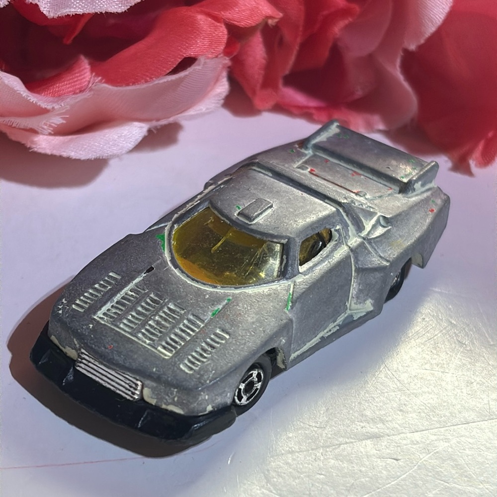Tomica Lancia Stratos Turbo 1:64 Scale Diecast Car paint off now pure